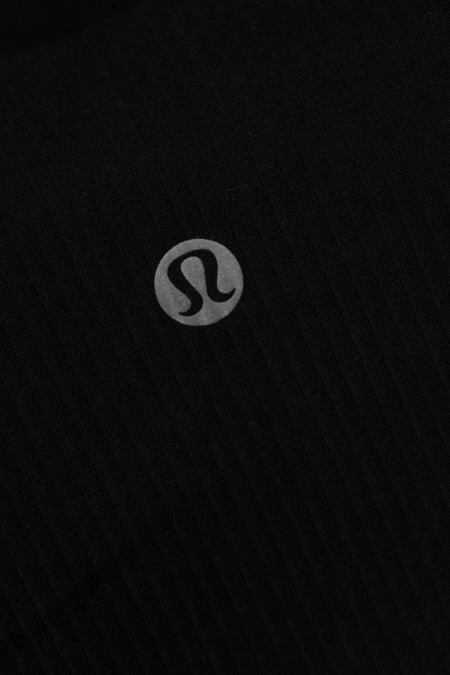 Camiseta sin mangas Lululemon para mujer negra recortada de nailon cuello redondo talla 8 Foto 4 de 4