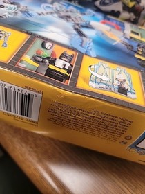 New In Bo LEGO BATMAN MOVIE MR. FREEZE ICE ATTACK 70901 + City Police Motorcycle