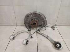 MERCEDES C Class W205 C63 AMG FRH Hub A2053306804 Radlagergeh&auml;use Vorne Rechts