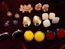 Jewelry lot 10 Clip Pierced Earrings 100