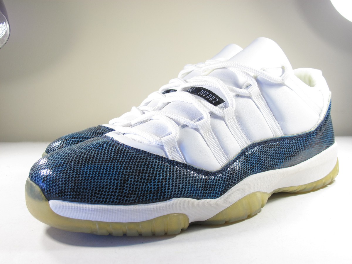 2001 Jordan xi low snake skin You don main image 4