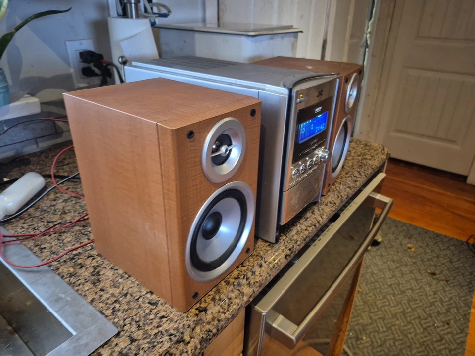 JVC SHELF SYSTEM FS-S57 Stereo AM/FM/AV CD/DVD Changer Player No/Remote - Image 3 of 4