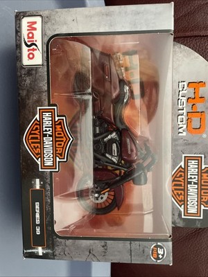 Maisto 1:18 Harley Davidson Series 39 2017 Road King Special Red New In Box