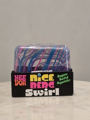 【希少】NEE DOH NICE BERG GIANT スクイーズ　パープル NeeDoh Nice Berg Swirl XL Giant Nee Doh Squishy Swirl Cube Pink