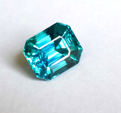'' 26-28 CT Deep D Green Corundum Gemstone - Unique Sapphire Emerald Cut Variety''