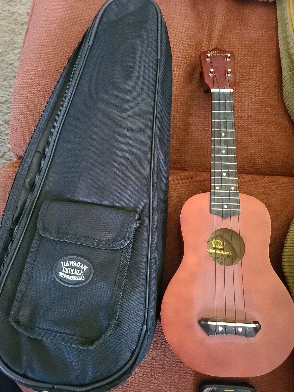 Hawaiian Ukulele Leolani Hawaii Wood & Case