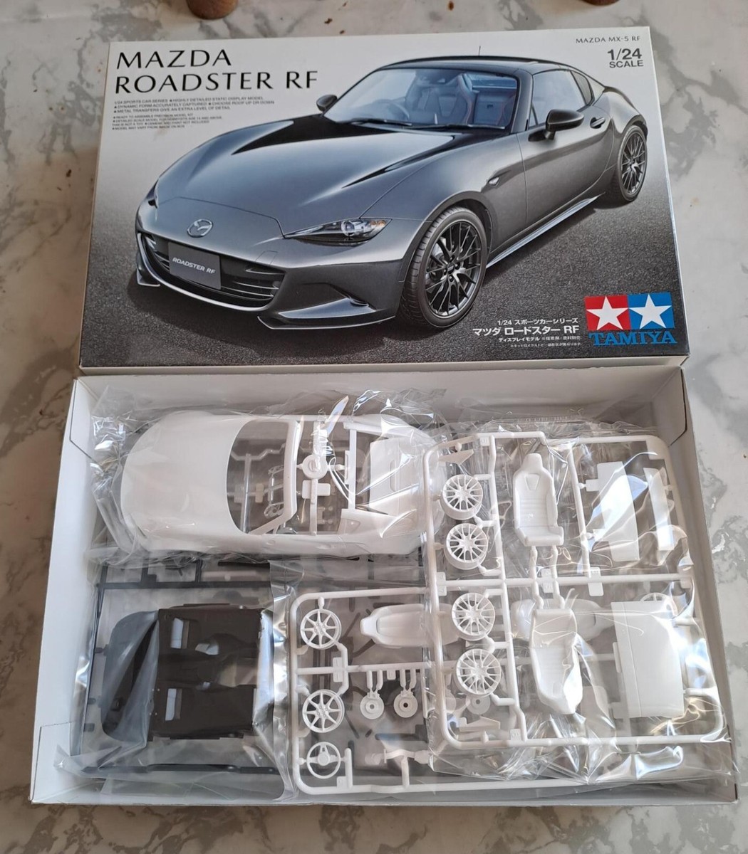 タミヤ　1/24 マツダロードスターRF タミヤ 1&frasl;24 スポーツカーシリーズ 1&frasl;24 マツダ ロードスター RF | タミヤ