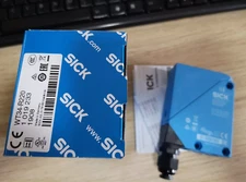 1PCS New FOR Sick WT34-R220 Photoelectric Proximity Sensor 1019233 amk