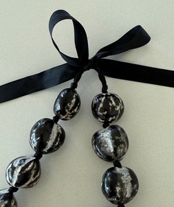 Lei Hawaii Kukui Treenut Black Aloha Jewelry Necklace Oahu Maui