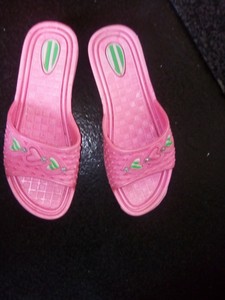 plastic slippers for girls