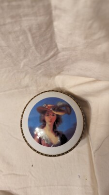 Vintage Vecceli Collectible Italian Porcelain Round Trinket Box