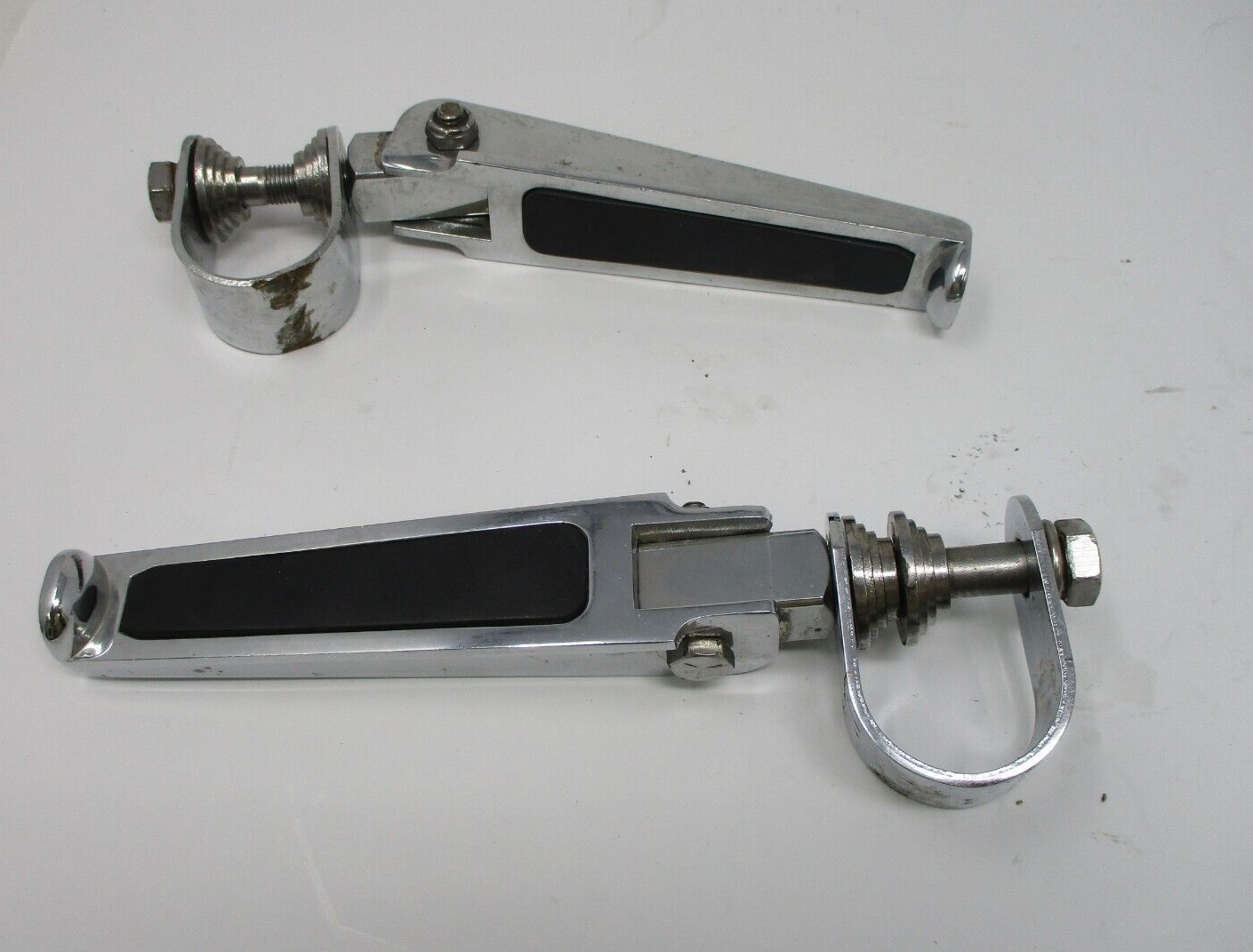 Drag Specialties Foot Pegs with Clamp 19041764 eBay