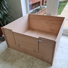 Dog Whelping Box Medium