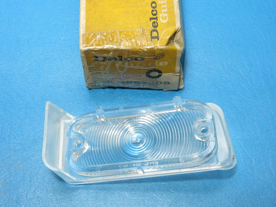 Новый из старых запасов руководство GM 1965 Pontiac Bonneville Catalina 2 + 2 парковочный свет лампа объектив - Изображение 3 из 3