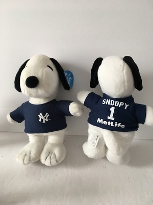 New York Yankees Snoopy Plush Doll SGA BlueMetlife Peanuts Jersey