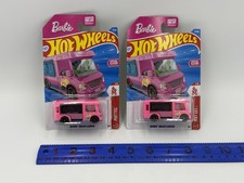 Imperfect Cards Two Hot Wheels Mattel Barbie Dream Camper 1/5