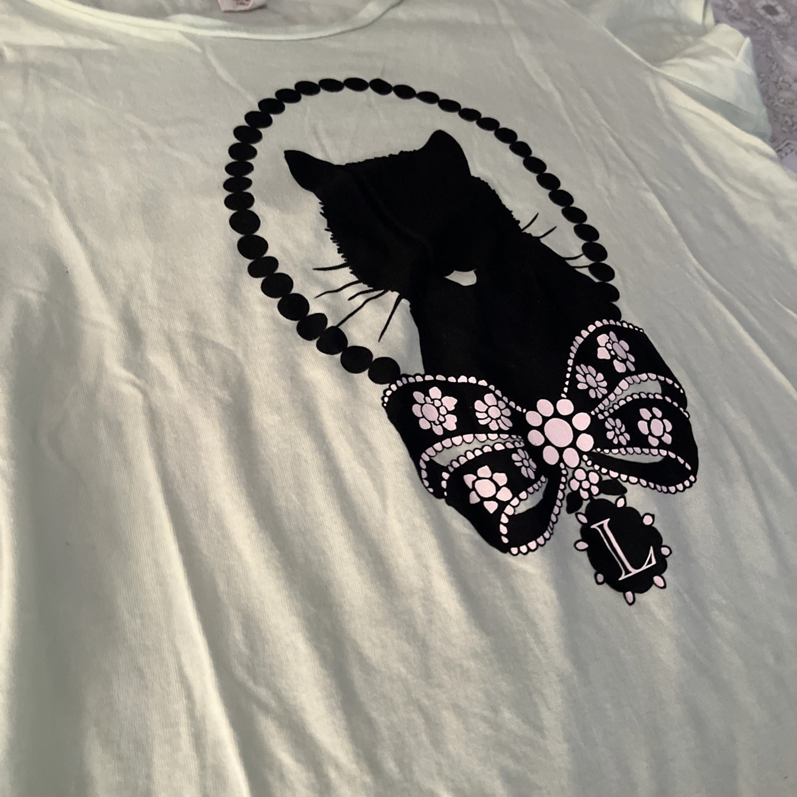 LaDuree  X Uniqlo Charity Collab Mint Green Tee S… - image 4