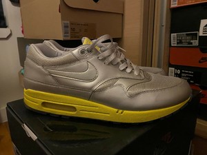 NIKE AIR MAX 1 SILVER YELLOW CMYK PACK SIZE 11 309717 002 | eBay