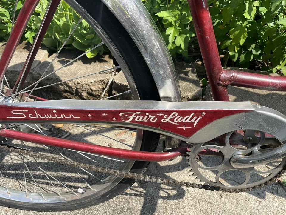 Schwinn Fair Lady Vintage Ladies Red Bicycle - Image 3 of 4