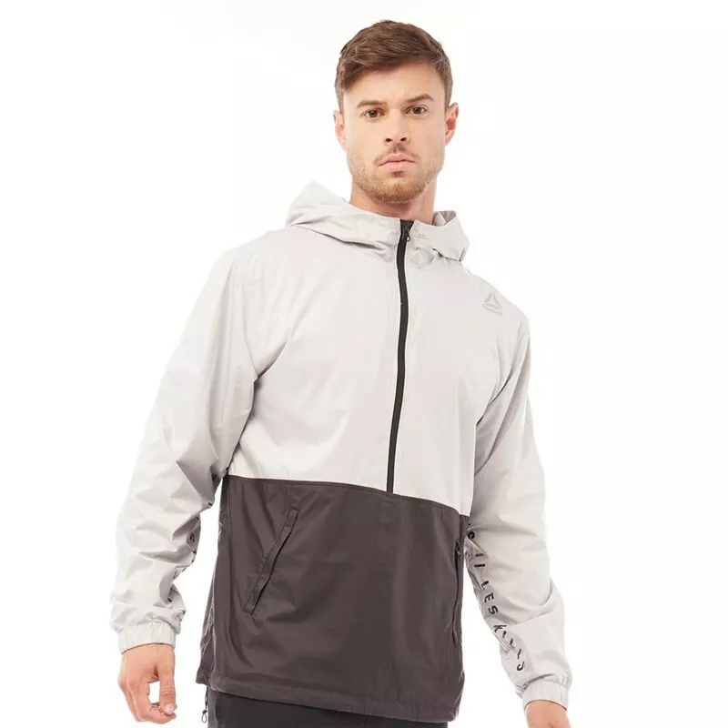 Les mills men's best sale clothing