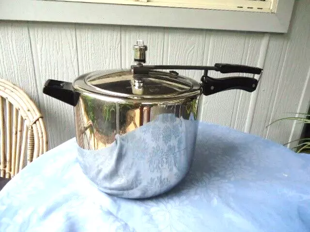 hawkins 10 litre stainless steel pressure cooker 529X stovetop eBay