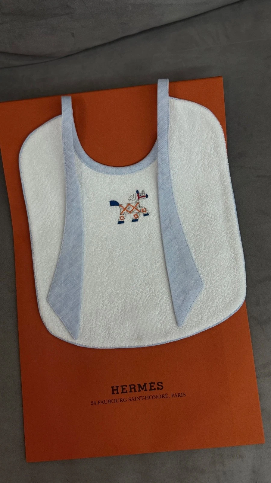 Hermes baby bibs