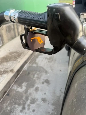 Fuel Pump Trigger Holder For Hgv and Cars Hands Free - Image 1 of 2