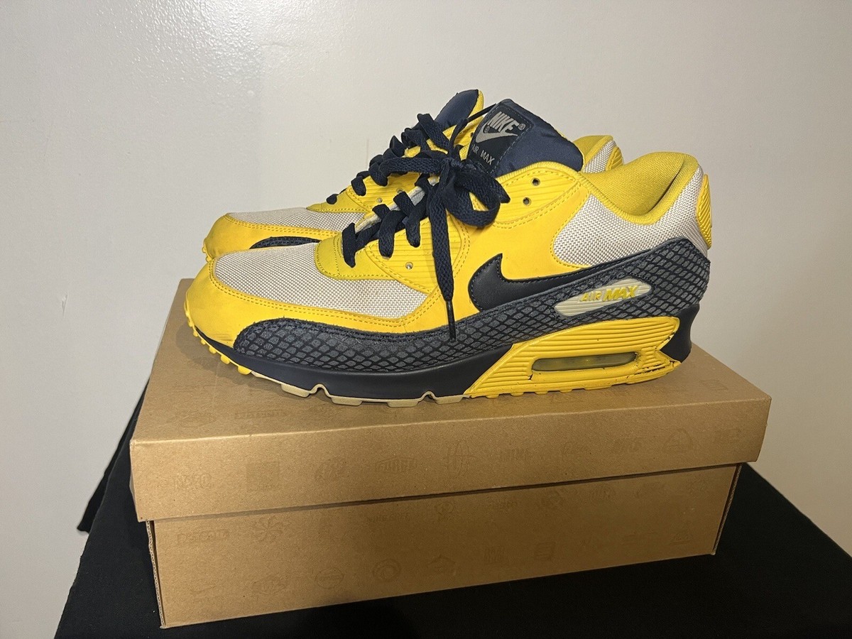 nike air max vivid sulfur