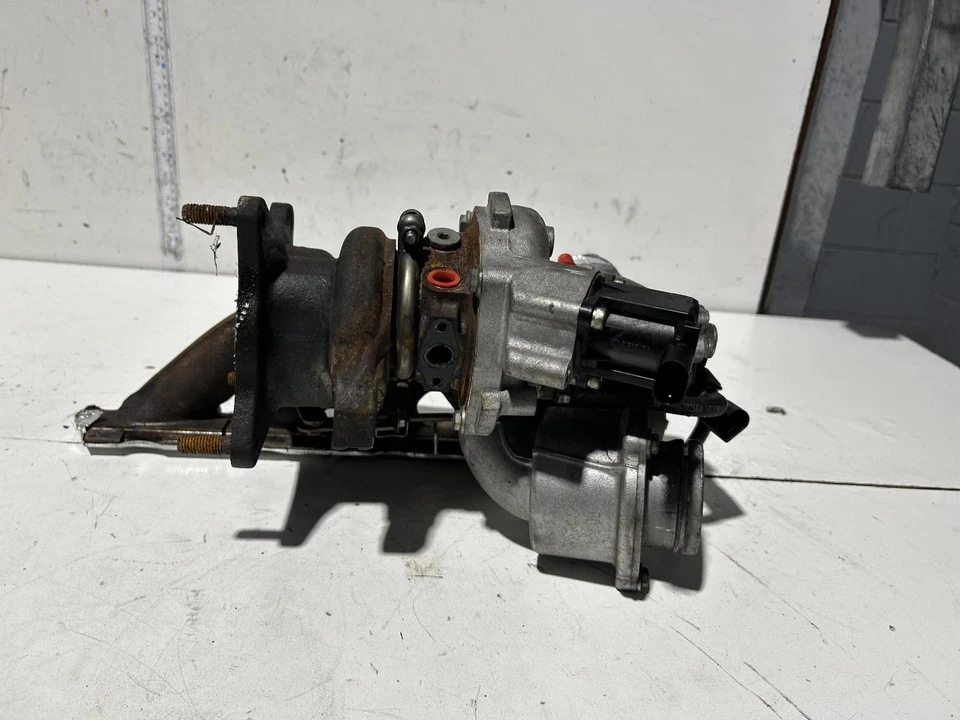 Volkswagen Passat Turbo Charger with Manifold 3C 03/2006-03/2011 - image 3 of 4