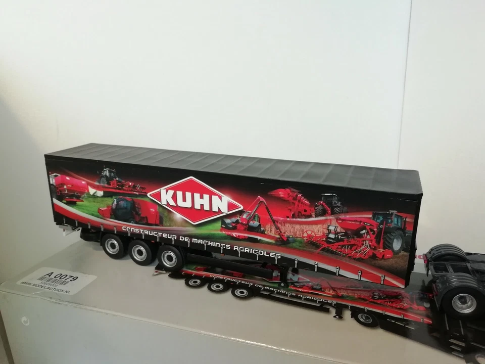 Rimorchio per camion Universal Hobbies Renault Magnum Kuhn in nero in scatola... - Immagine 4 di 4