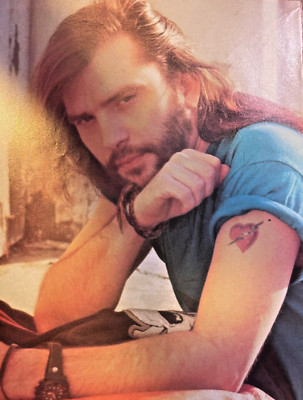 1989 Country Singer Steve Earle