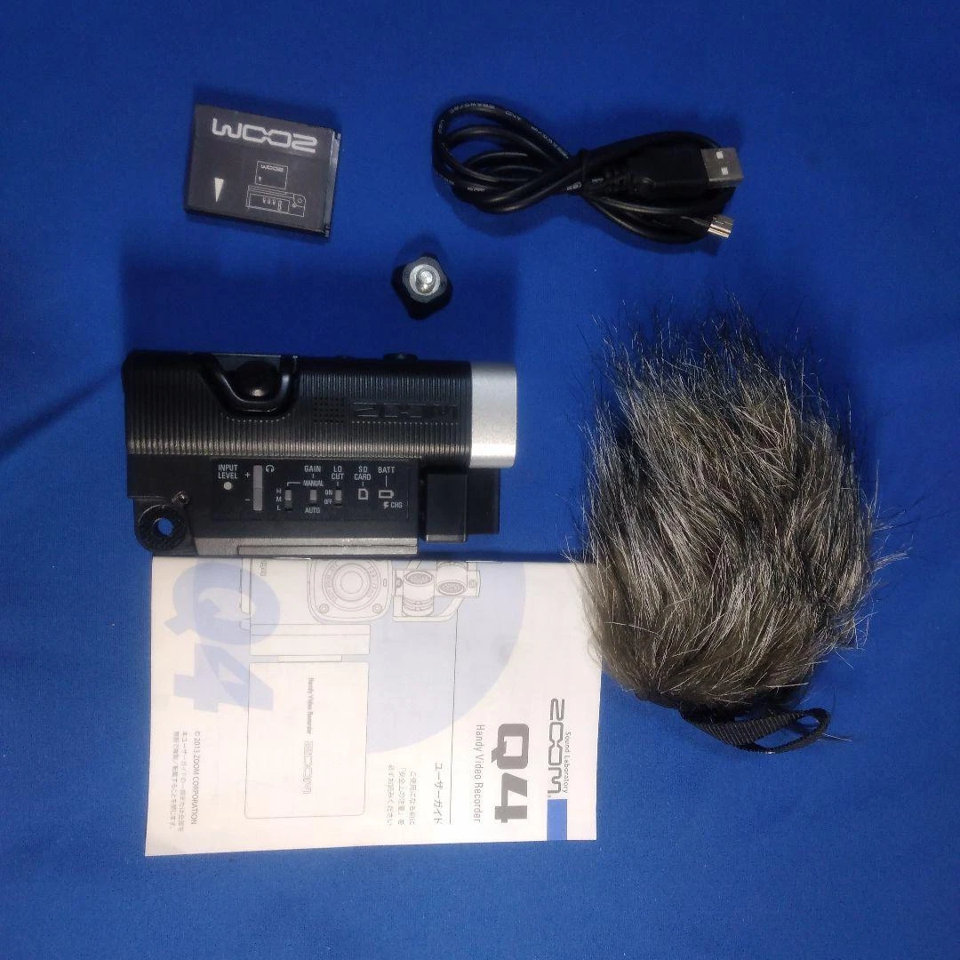 Zoom Q4 Handy Video Recorder