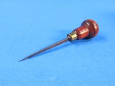 showy graver engraving tool w/ triangular bla...