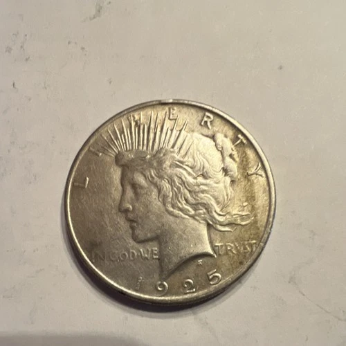 1925 Peace Dollar $1 Silver-Circulated Business Strike Uncertified
