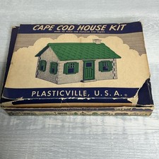 Plasticville HP-9 CAPE COD HOUSE Parts With Box