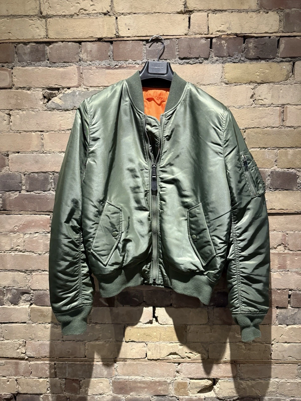 Alpha Industries Vintage Bomber Jacket MA-1 Men’s Size L Slim Fit - product detail image 1