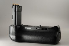 Canon Battery Grip BG-E16 for EOS 7D Mark II Genuine US Duty Paid Mint 5104
