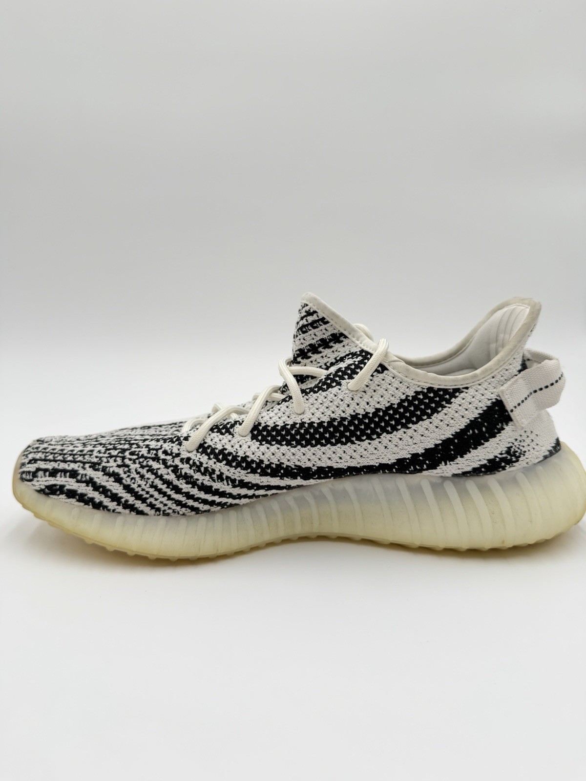 Adidas Men's Yeezy Boost 350 V2 Size 12 Zebra |CP9654| thumbnail 4