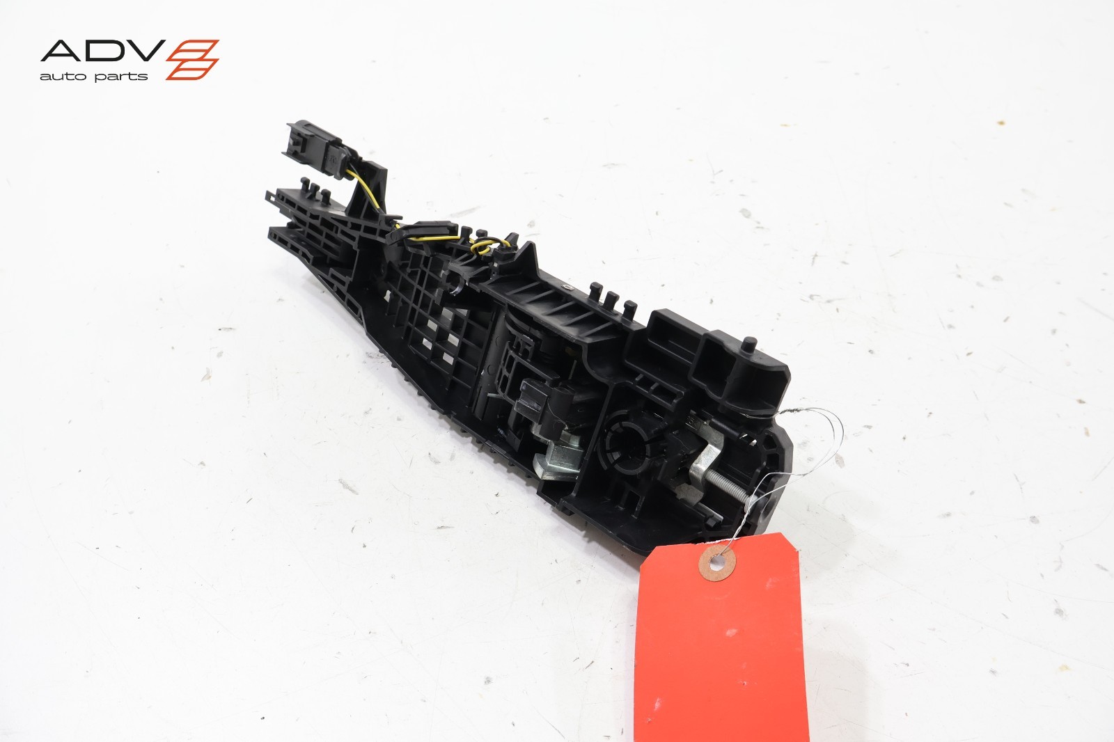 2014 - 2020 MASERATI GHIBLI REAR LEFT DRIVER SIDE DOOR EXTERIOR HANDLE OEM
