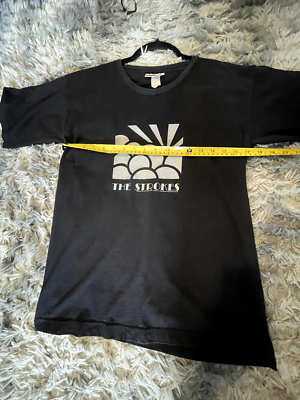 VERY RARE 2000's The Strokes Art Deco Vintage BLUE GRAPE Black T