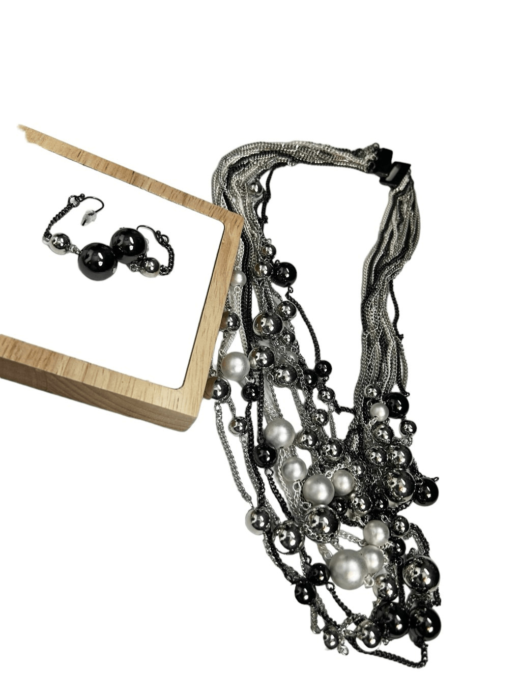 Unsigned multi layered  black and silver beaded n… - image 6