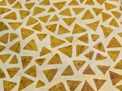3,4 Meter Indonesische Bali Batik 100% Premium Baumwolle 110cm breit Dreieck auf Nat