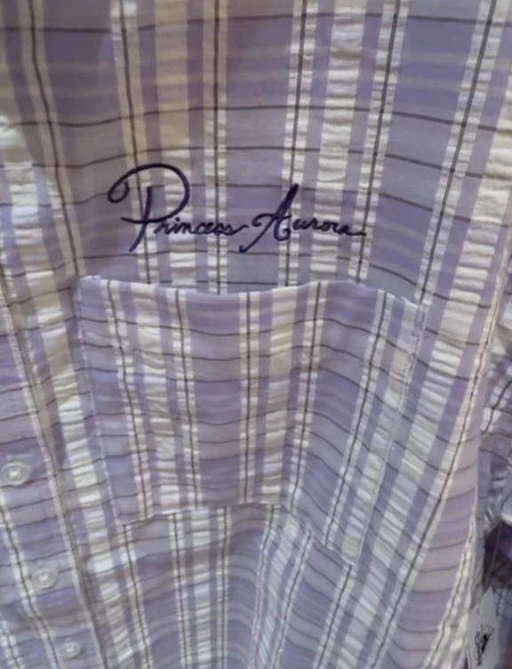 2025 迪士尼乐园睡美人编织纽扣衬衫 L XL 全新 — 第 4/4 张图片