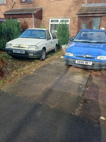 Pair Of Skoda Felicia Pickup Projects - Picture 1 of 16