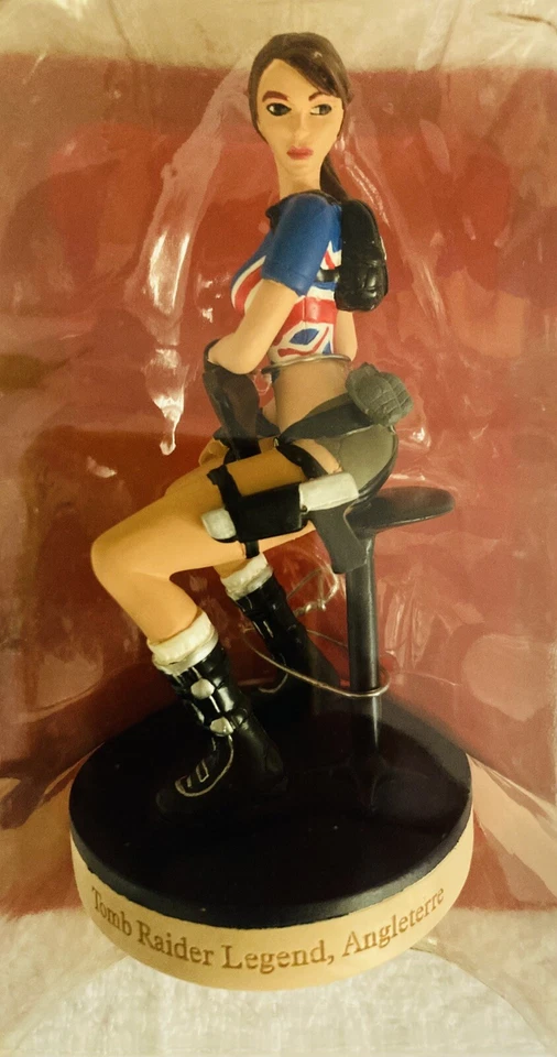 Lara Croft Tomb Raider Légend Angleterre figurine neuve année 2000 Édition Atlas - Photo 1/4