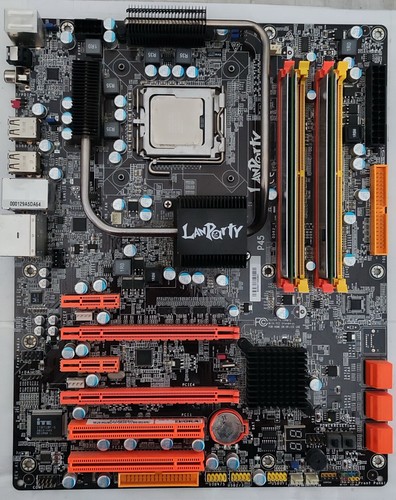 DFI LANPARTY DK P45-T2RS LGA775 + Intel Core2 Duo E8400 3Ghz 1333FSB + 4GB DDR2