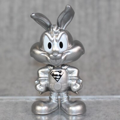 LOONEY TUNES Headstart Mashup Figure Bugs Bunny Titanium Superman Mystery 2023