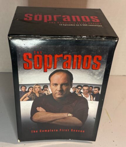 The Sopranos: Season 1 VHS 5 Tape Box Set James Gandolfini, Edie Falco - Picture 1 of 3