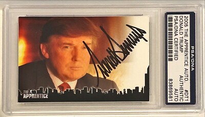 2005 Comic Images The Apprentice Donald Trump Signed Auto Card