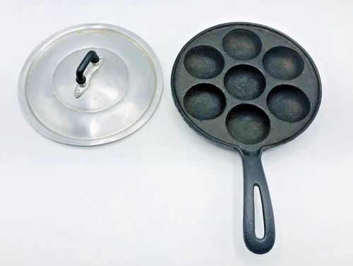GRISWOLD? CAST IRON AEBLESKIVER EGG POACHER PAN SKILLET Chue Chin Hua Crocodile